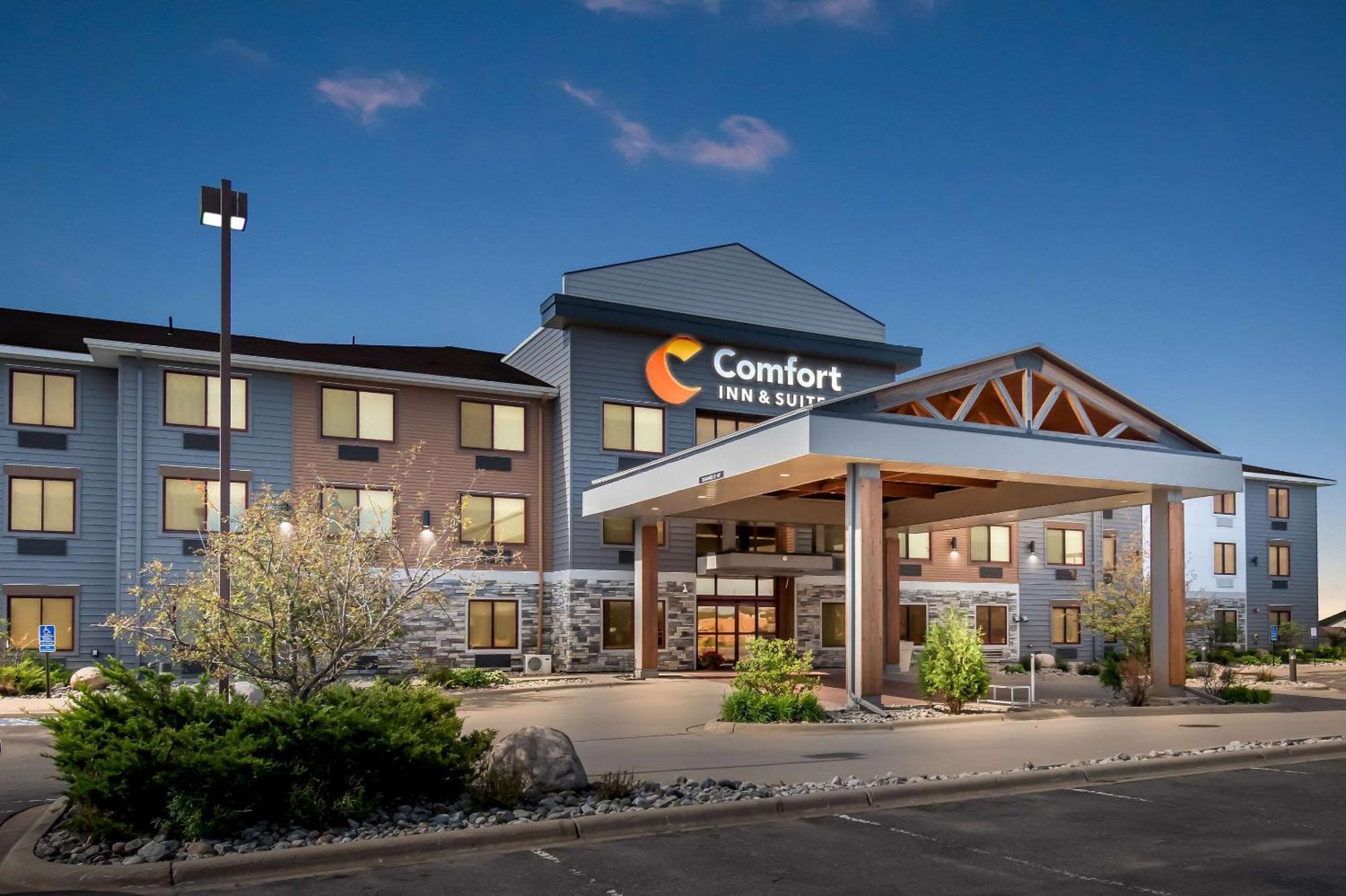 Comfort Inn & Suites Mountain Iron And Virginia Exteriör bild