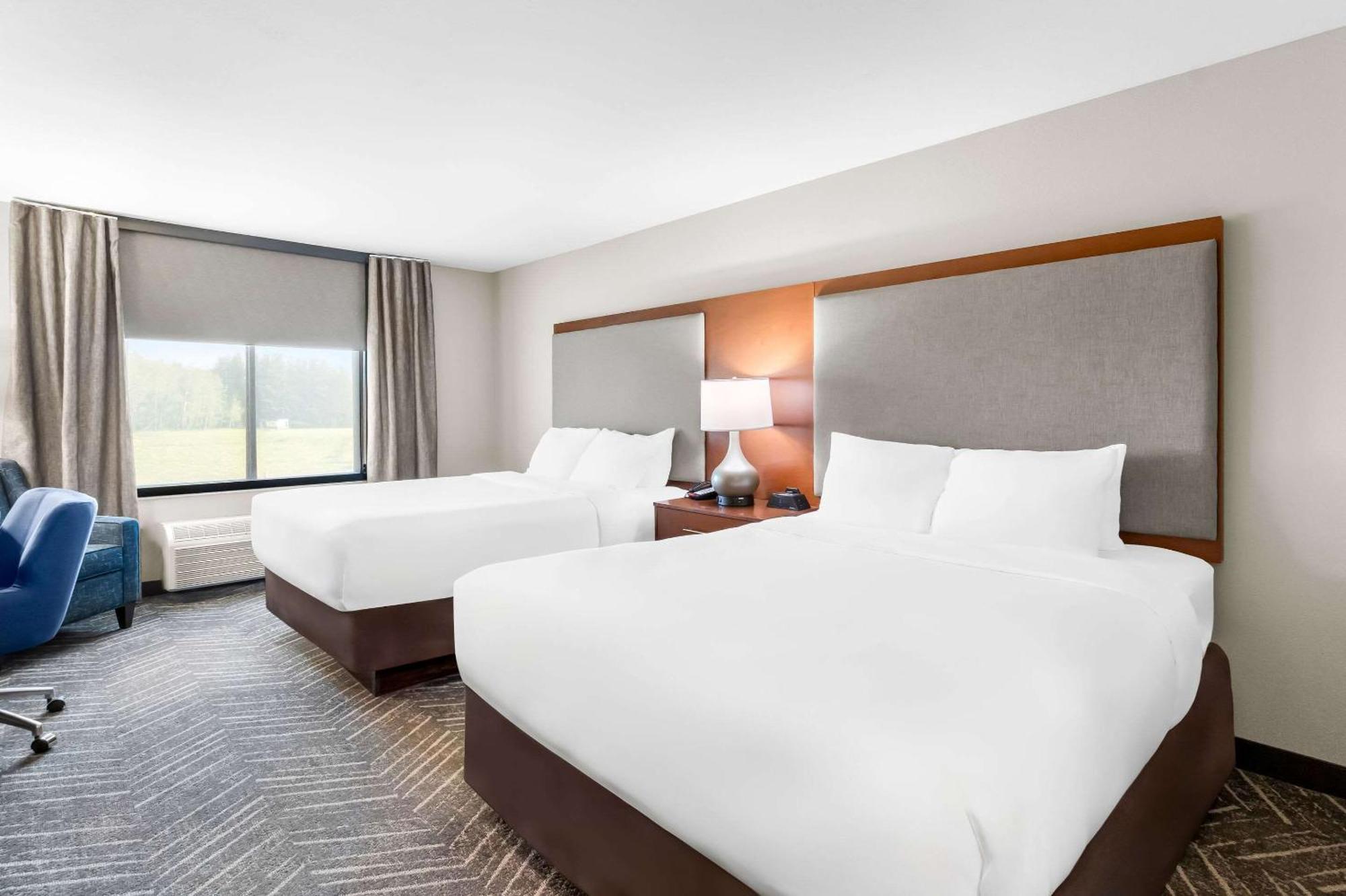 Comfort Inn & Suites Mountain Iron And Virginia Exteriör bild